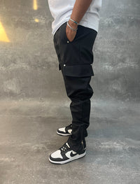 Pantalon Cargo Noir Streetwear avec Zips & Poches Latérales