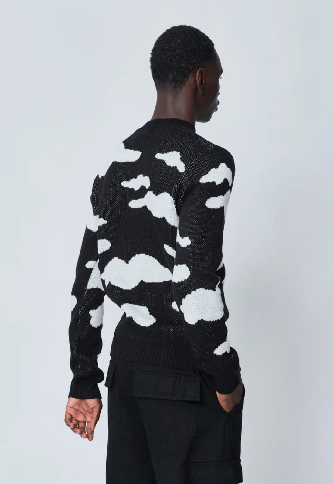 Pull à motif nuages